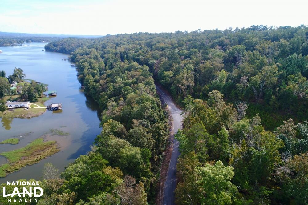 Waterfront Recreational and Residential Property on Neely Henry Lake