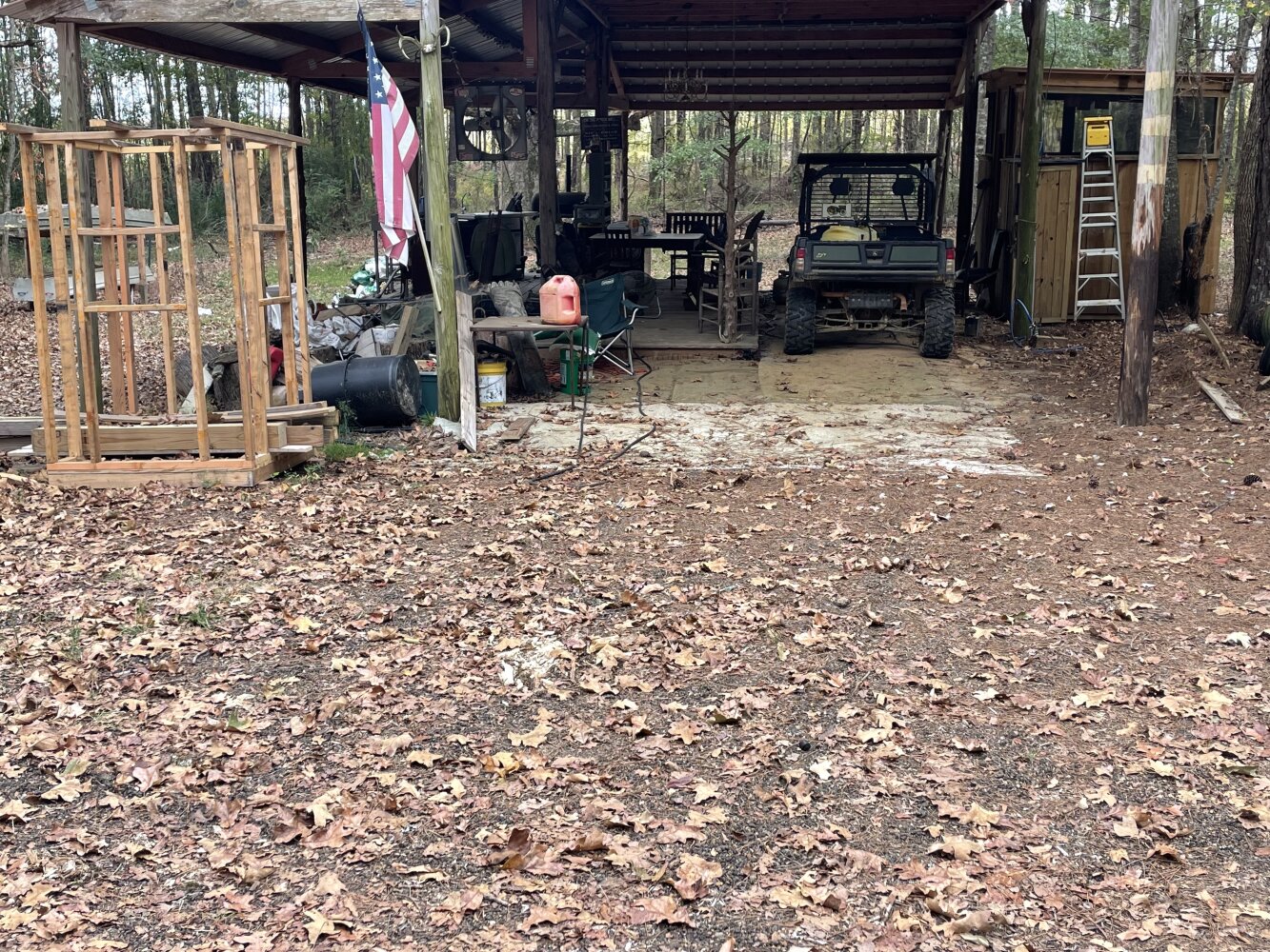 Country Camp House and Land in Leake County, Mississippi (11 Photos