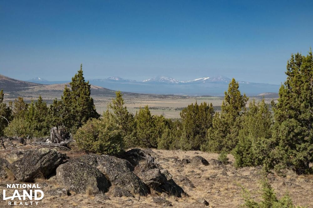 Grizzly Road Ranch Parcels in Jefferson County, Oregon (17 Photos