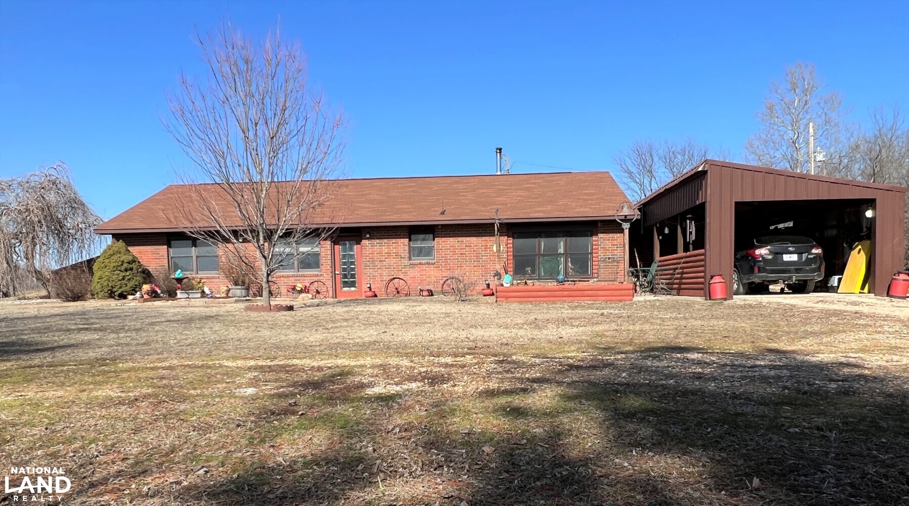 Small Farm Near Stockton Lake in Dade County, Missouri (55 Photos