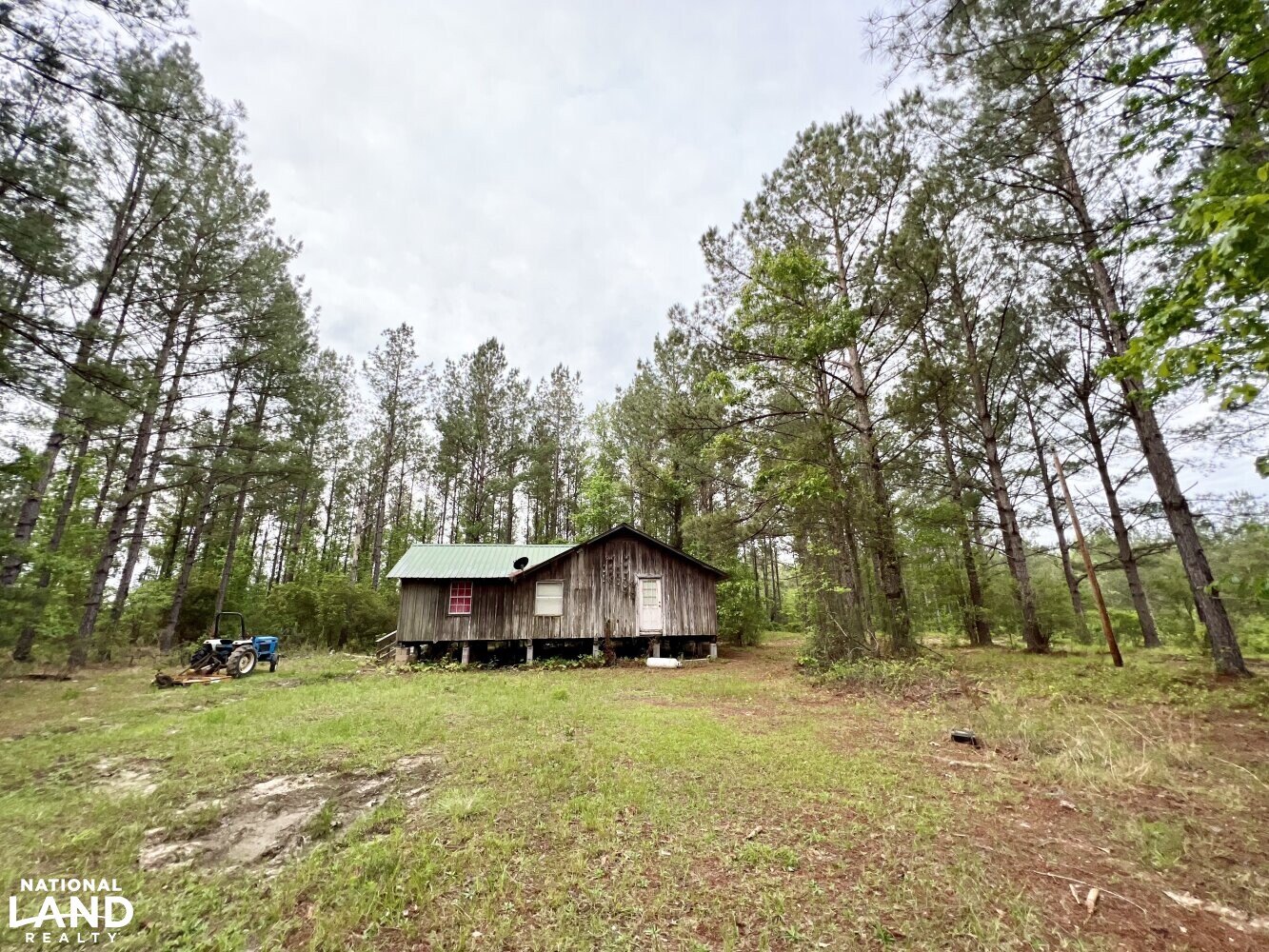 Chatom Little Bassetts Creek Hunting Camp & Recreational Tract in