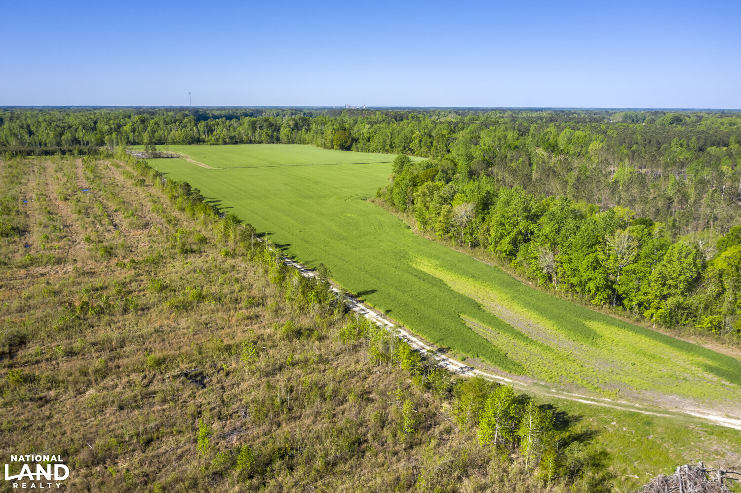 Ernul Sportsman's Retreat in Craven County, North Carolina (43 Photos