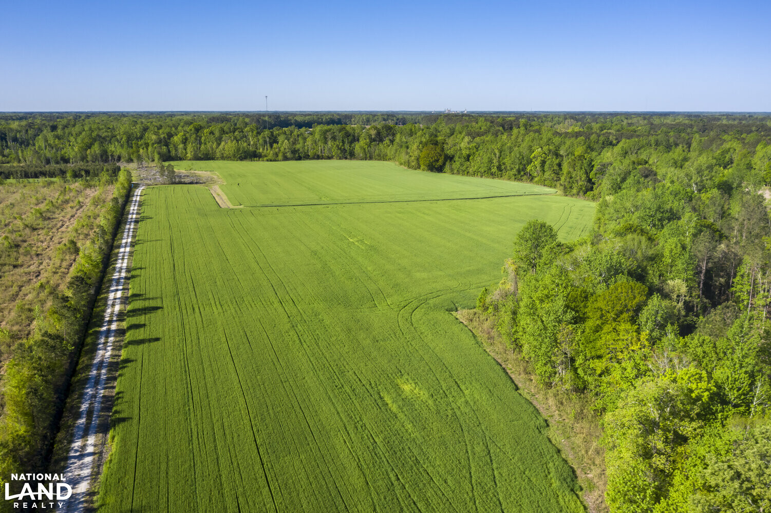 Ernul Sportsman's Retreat in Craven County, North Carolina (43 Photos