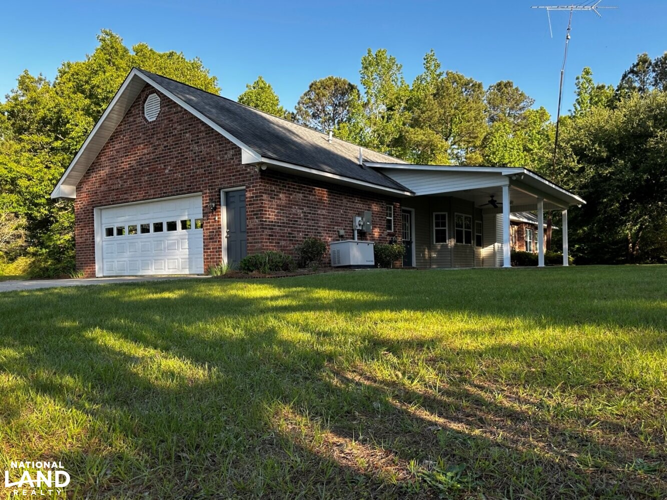 Baxterville Farm and Home in Lamar County, Mississippi (41 Photos
