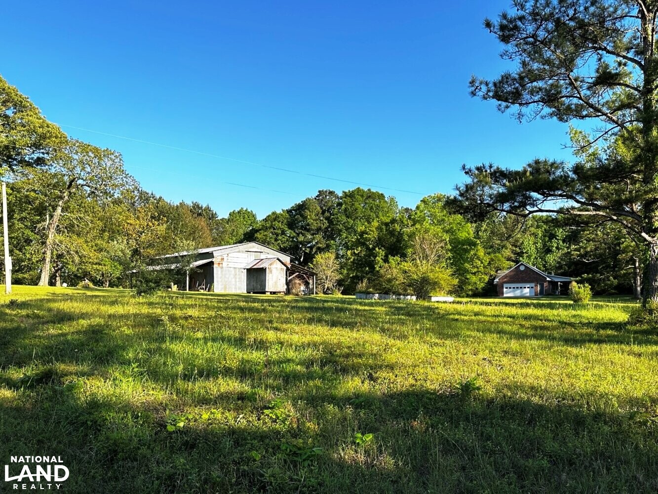 Baxterville Farm and Home in Lamar County, Mississippi (41 Photos