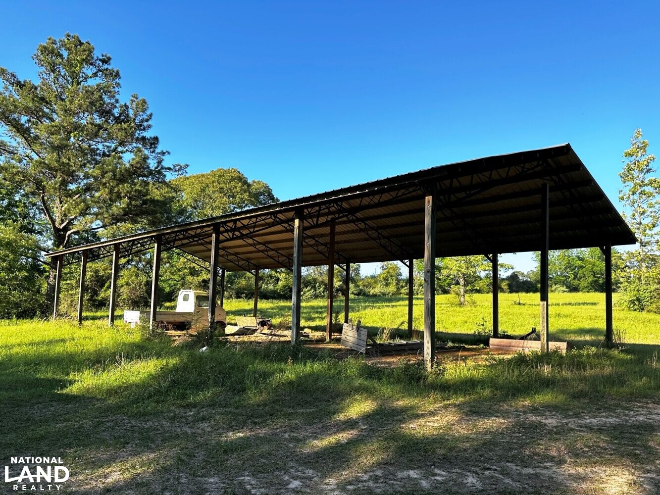 Baxterville Farm and Home in Lamar County, Mississippi (41 Photos