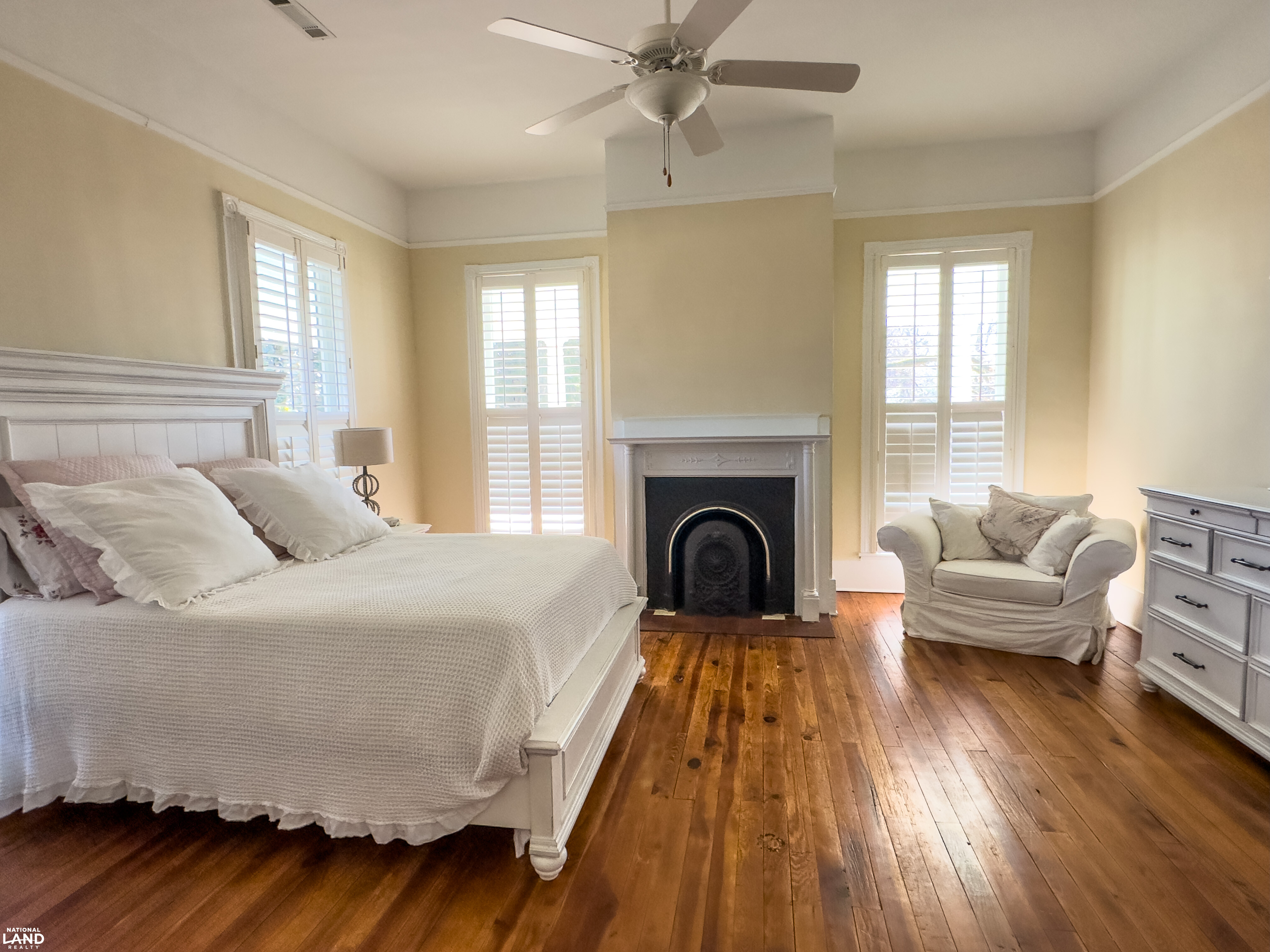 The Magnolia House: Historic Home with Acreage in Perry County, AL (17 of 39)