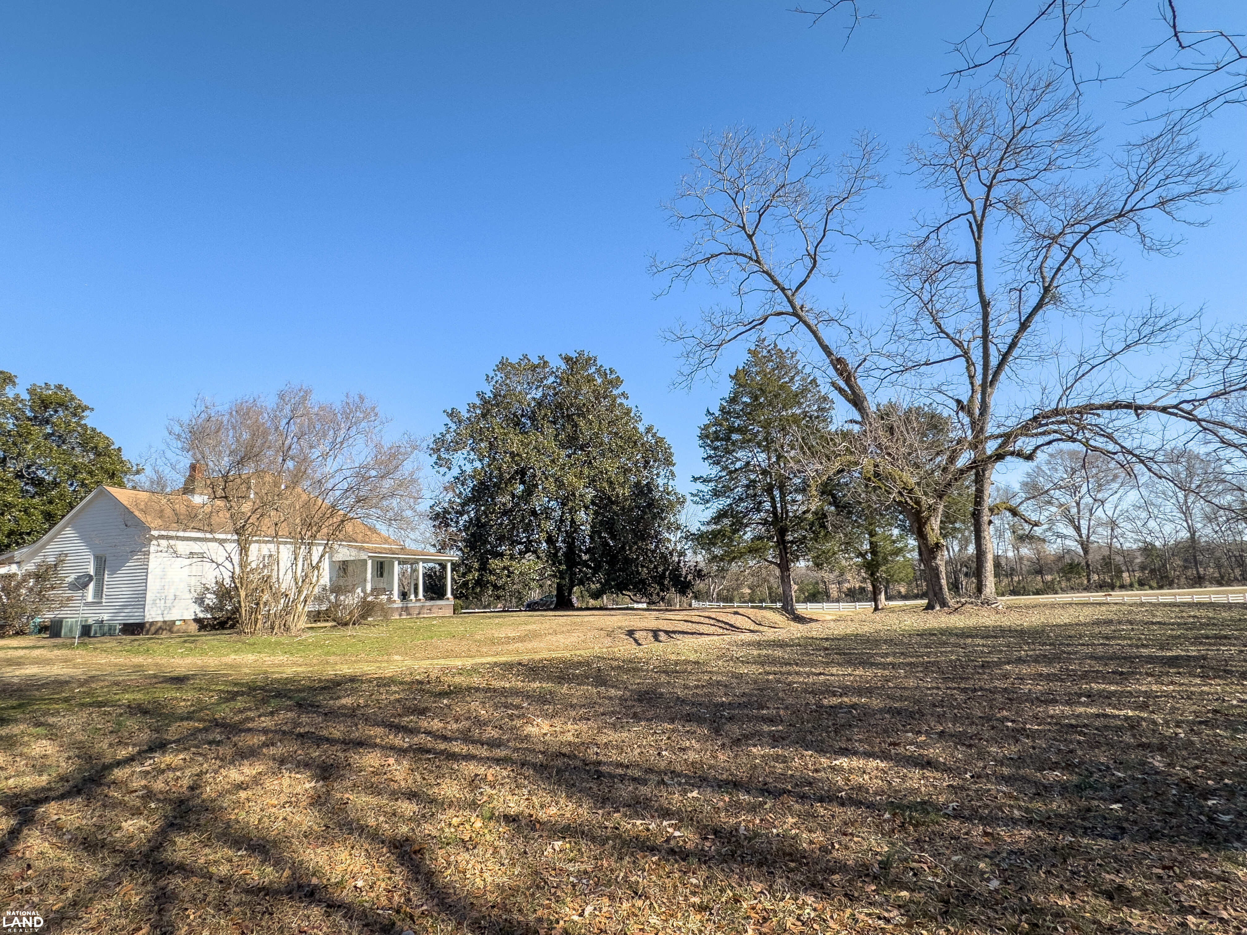 The Magnolia House: Historic Home with Acreage in Perry County, AL (34 of 39)