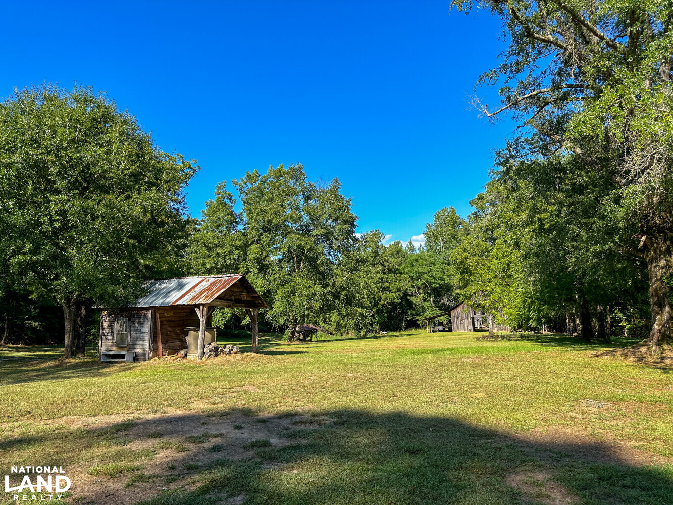 Farm House At Coppers Creek Timber and Hunting Investment in Bibb