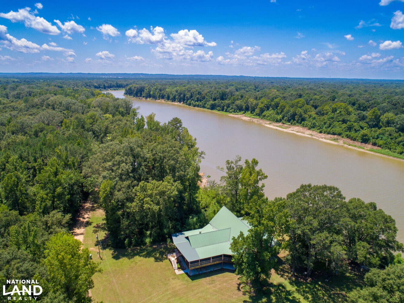 Boligee River House in Greene County, Alabama (31 Photos) National