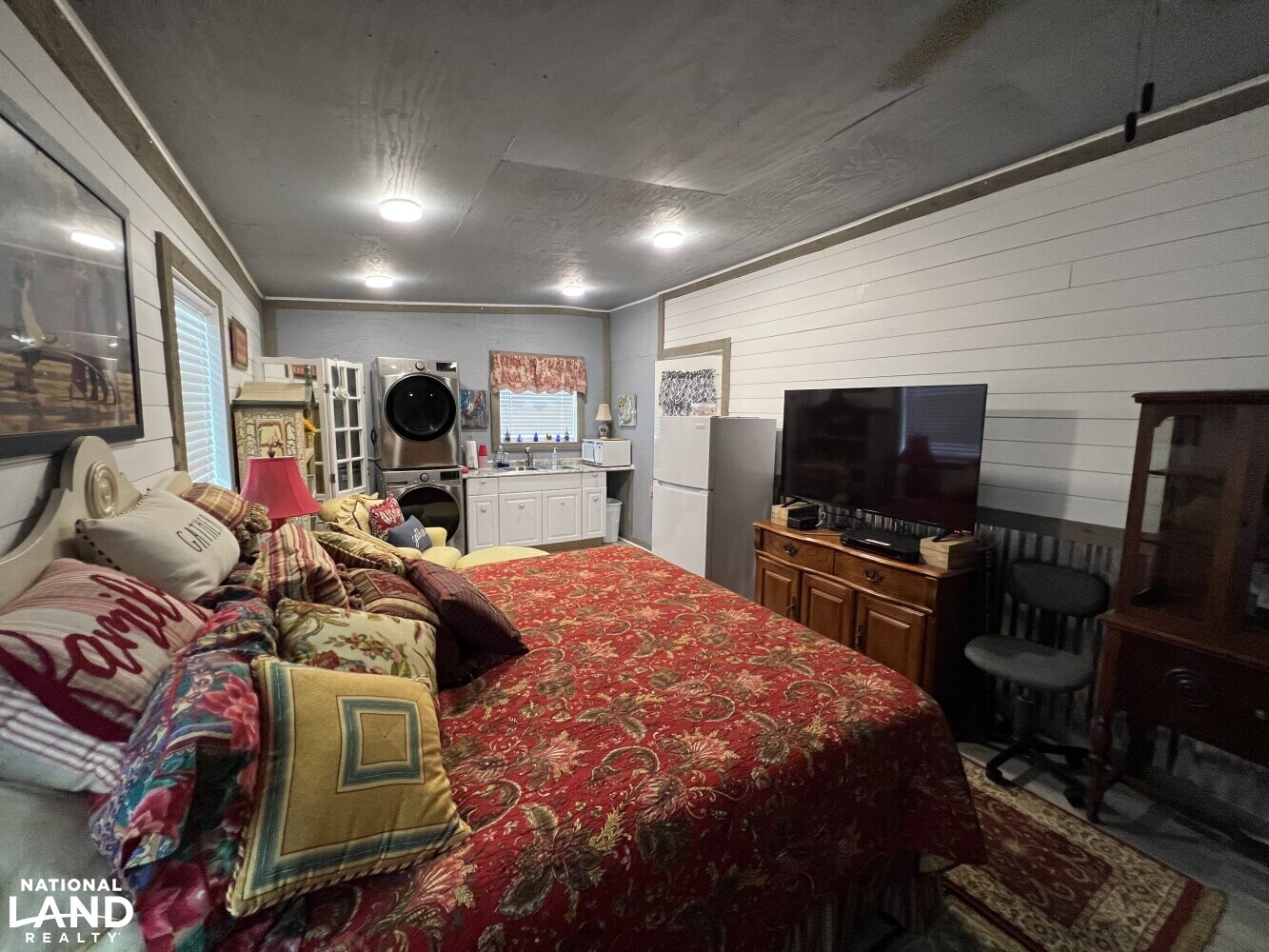 Haleburg Barndominium in Henry County, Alabama (15 Photos) National