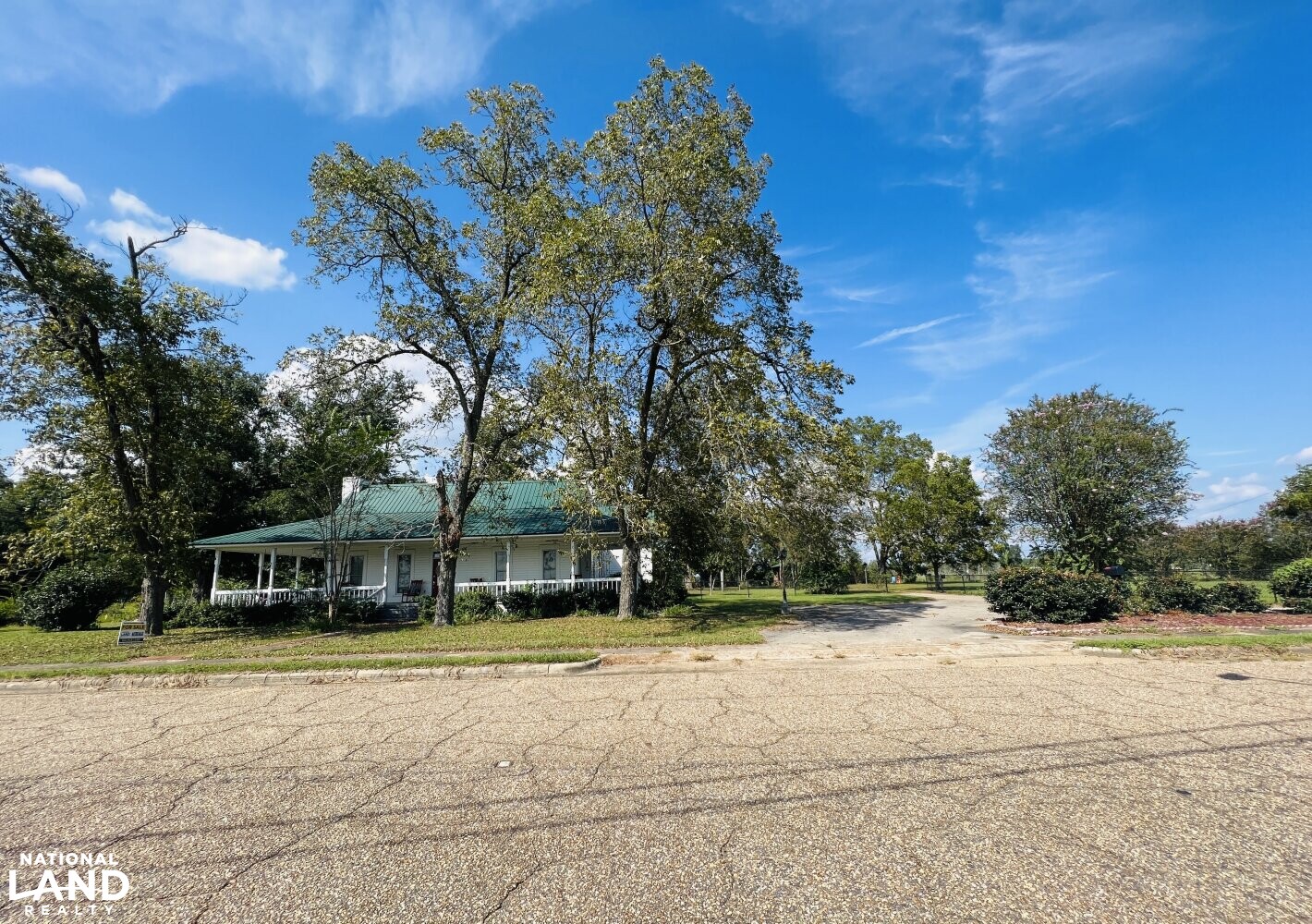 Downtown Newville Farmstead in Henry County, Alabama (68 Photos