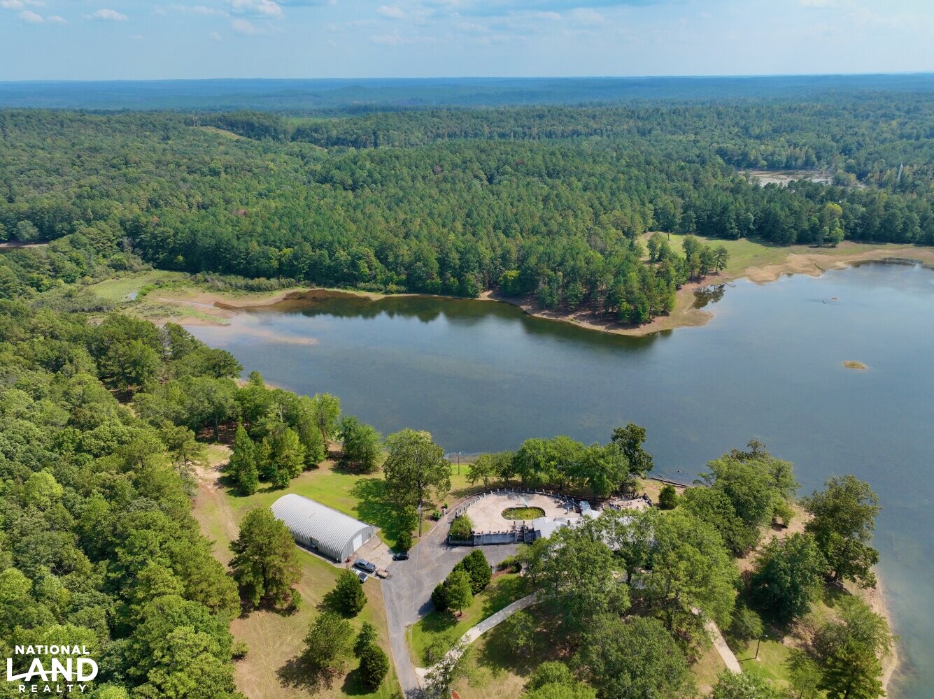 Woodstock Lakeside Estate in Bibb County, Alabama (32 Photos