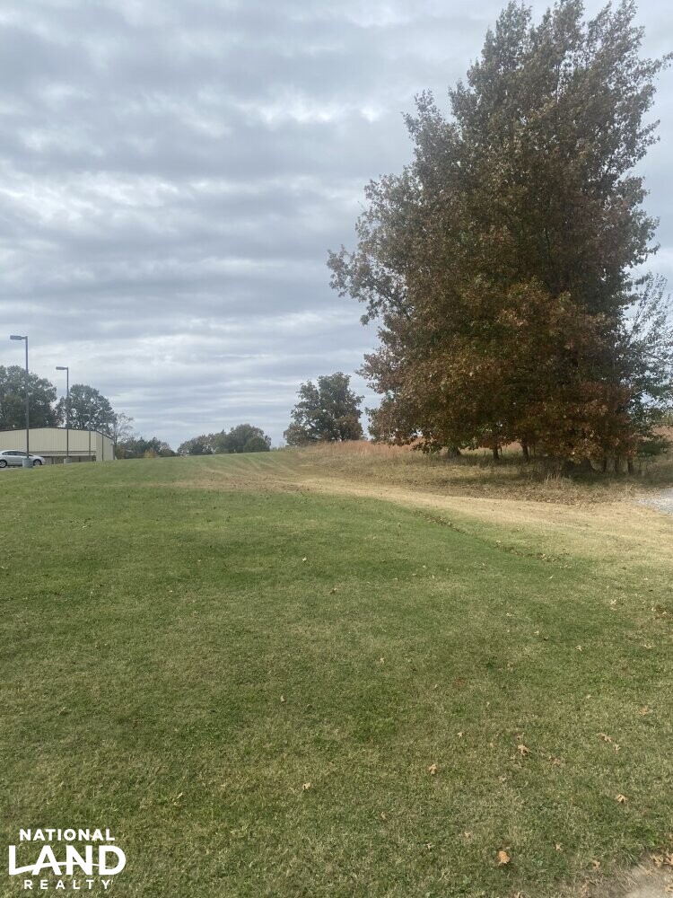 Columbia Highway 50 Residential or Commercial Development Land in Maury