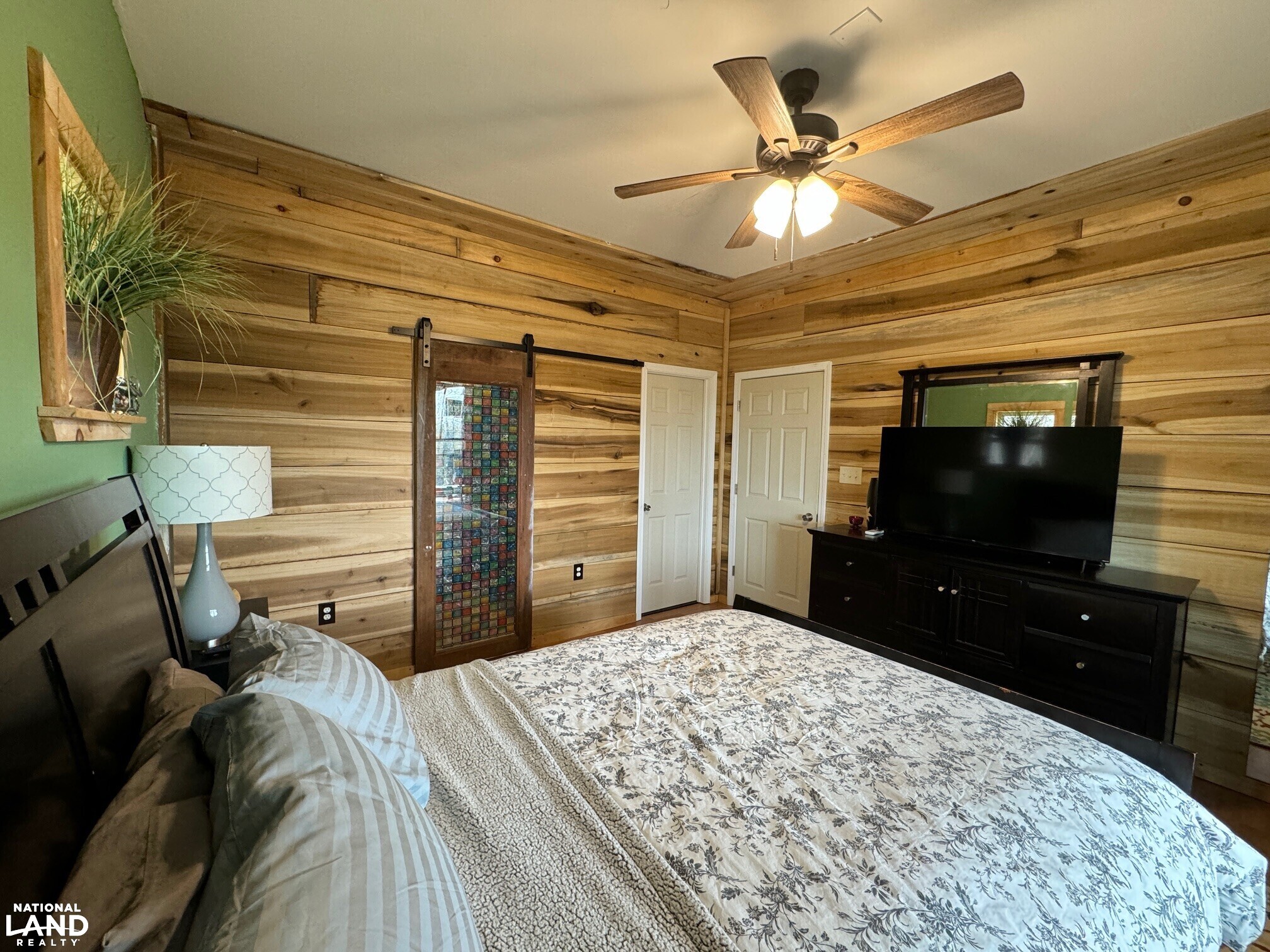 Cabin on the Flint River in Upson County, (59 Photos