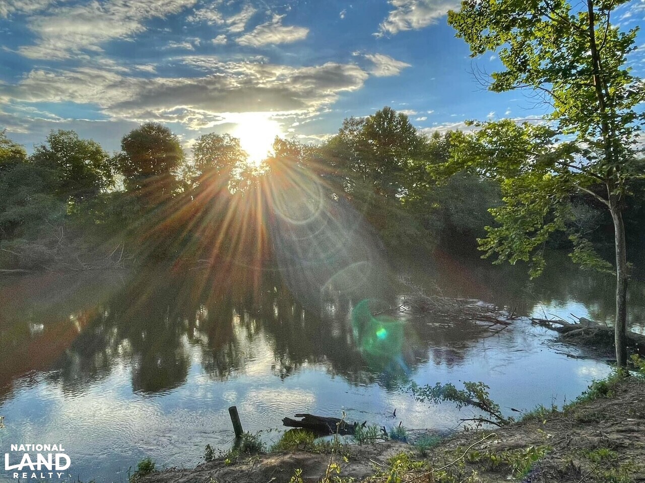 Cabin on the Flint River in Upson County, (59 Photos