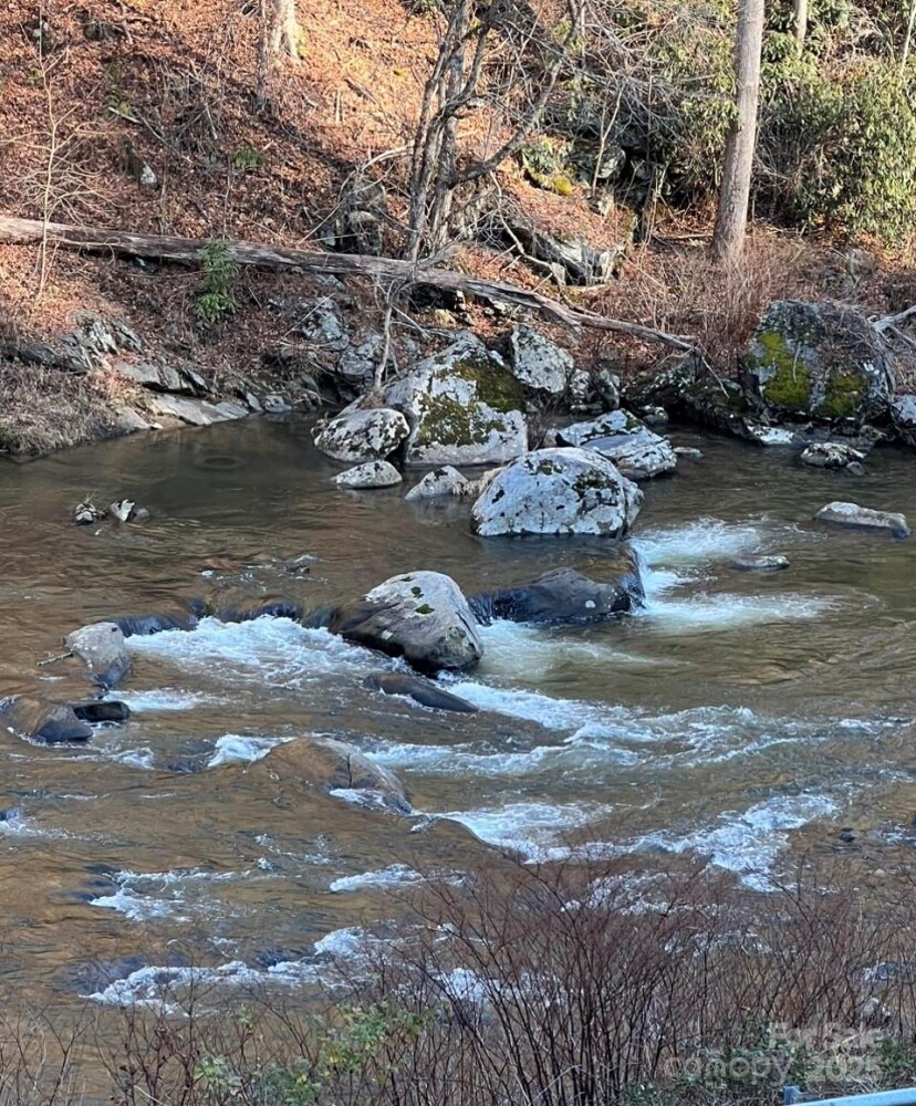 Land for Sale in Yancey County, NC (1 of 34)