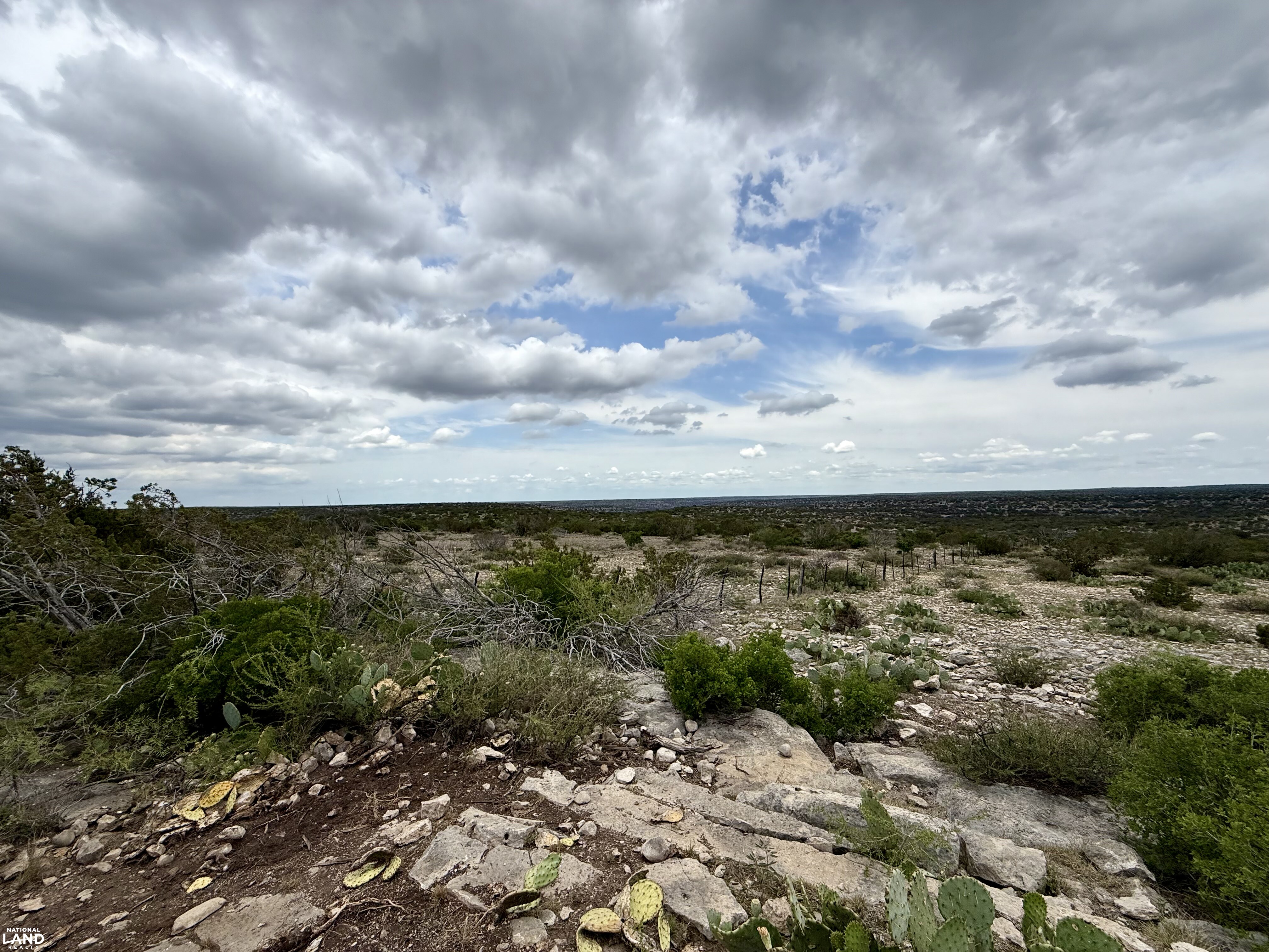 Western Hill Country Hunting Paradise in Val Verde County, TX (8 of 41)
