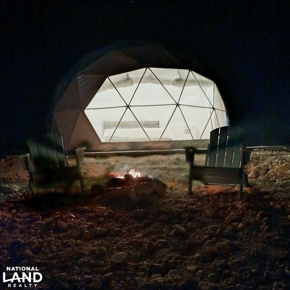 Nice view of the yurt at night (90 of 94)