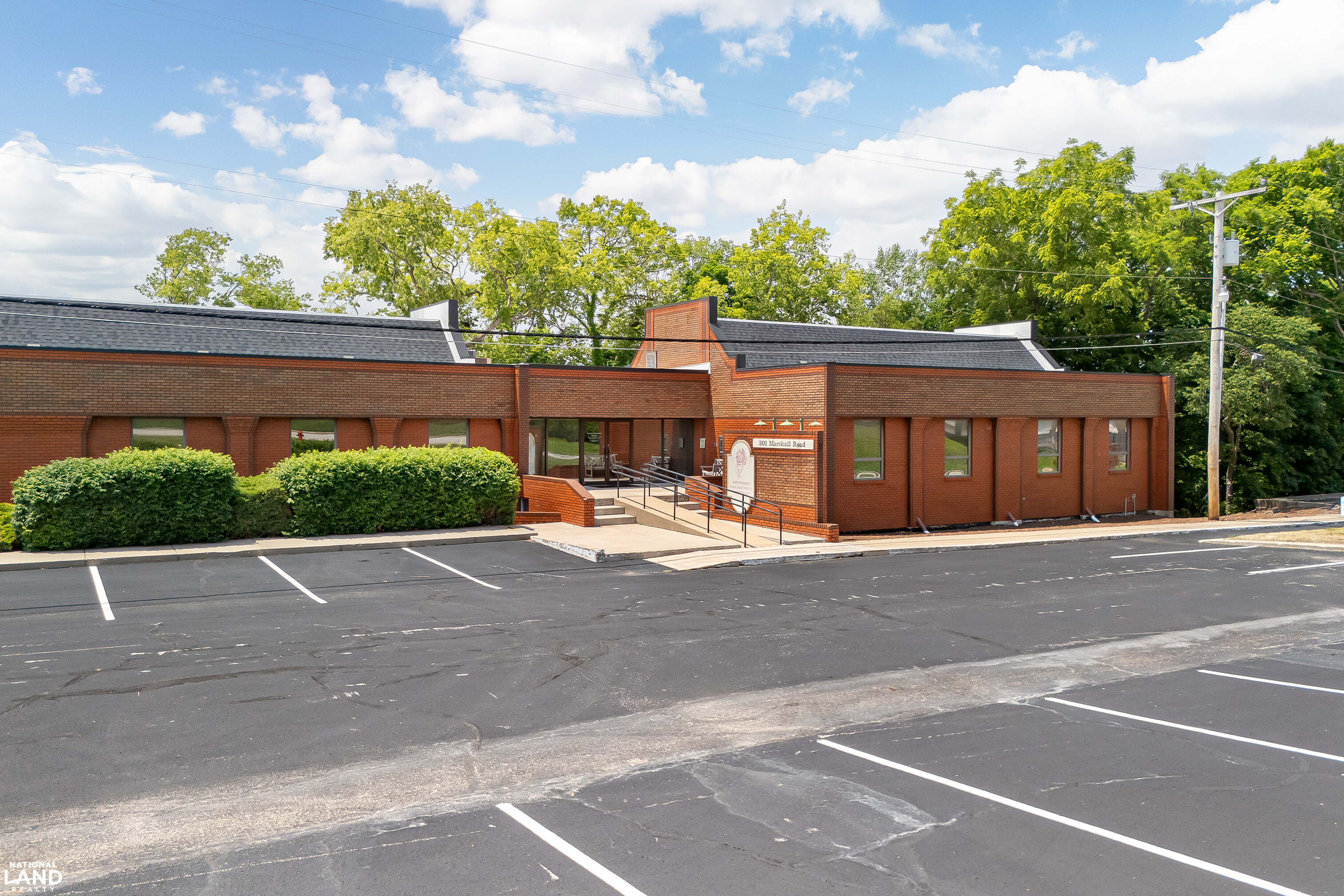 Platte City Executive Office Space in Platte County, MO (9 of 83)