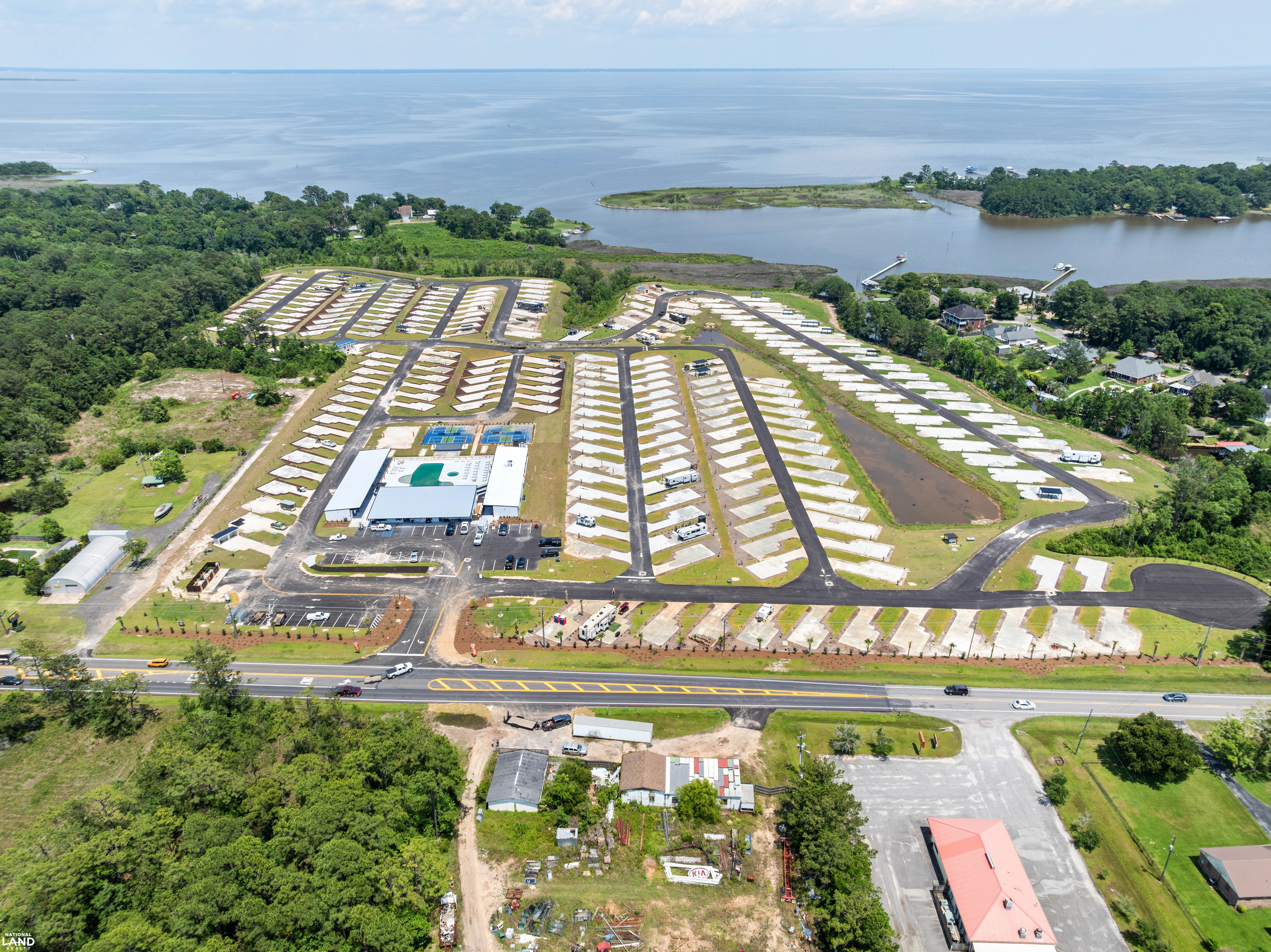 Your Perfect RV Getaway: Spacious RV Unit #90 in Mobile County, AL (1 of 13)