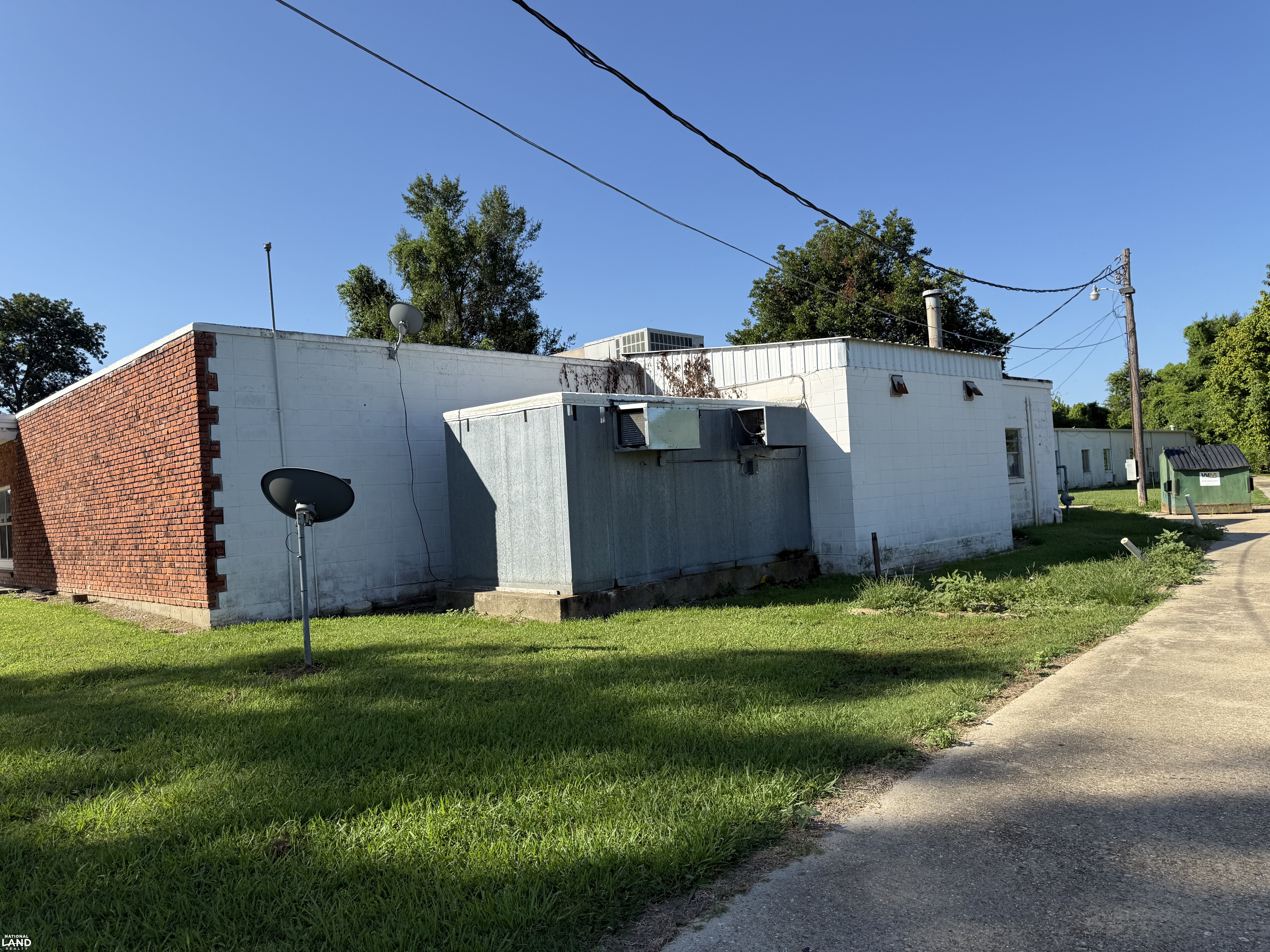 Rear of building featuring walk-in cooler (6 of 42)