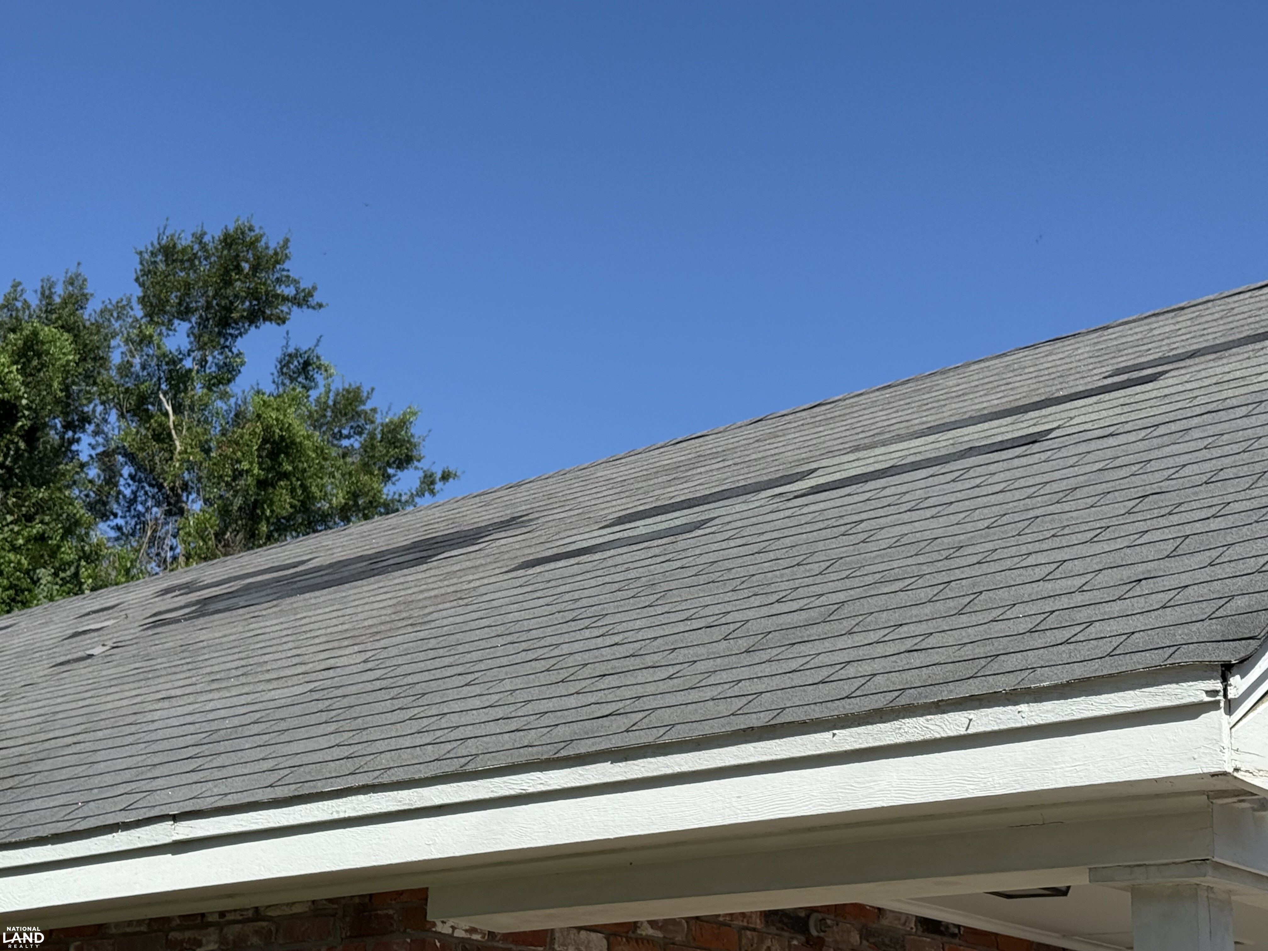 Peaked roof (16 of 42)