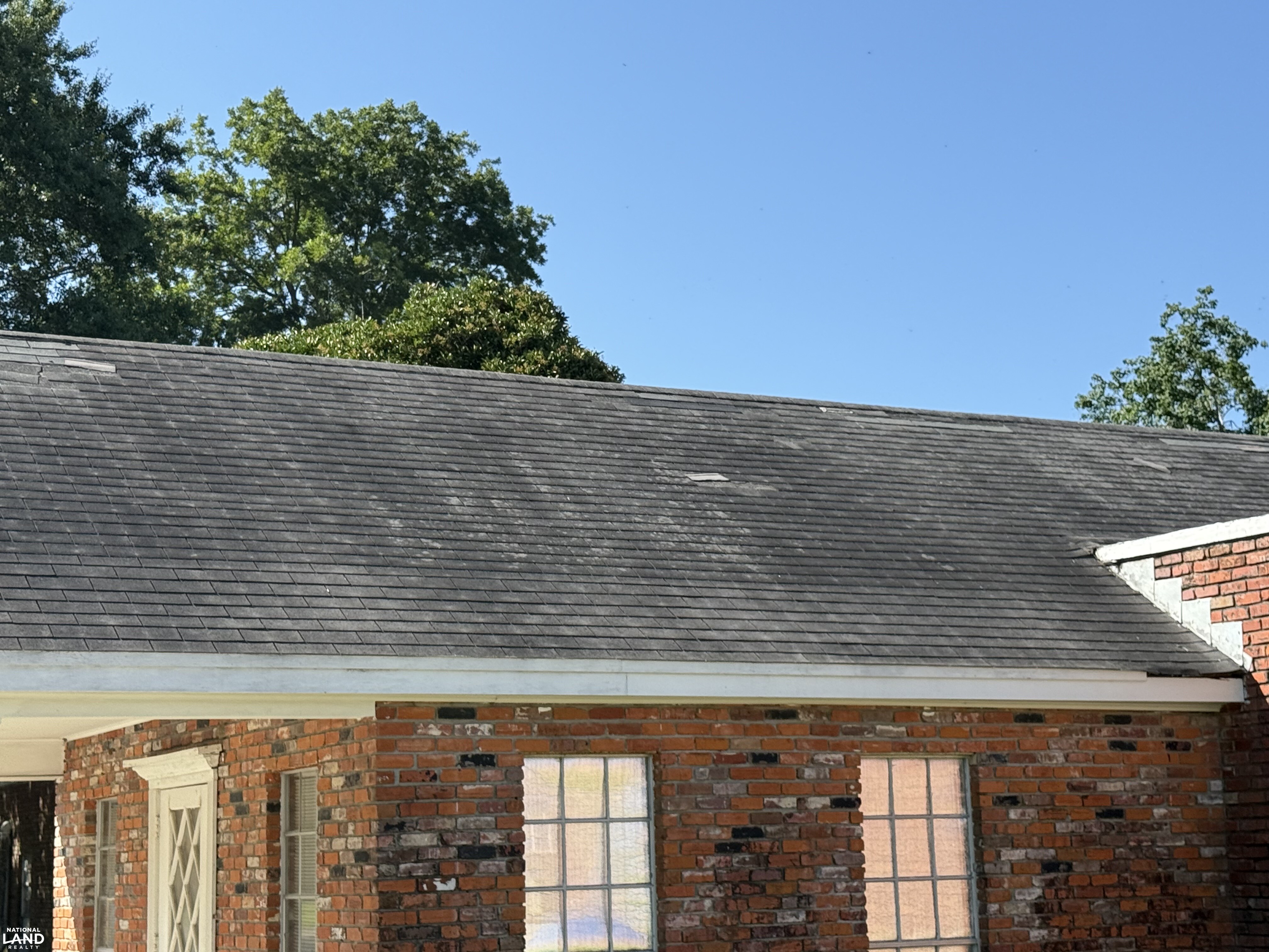 Peaked roof (17 of 42)