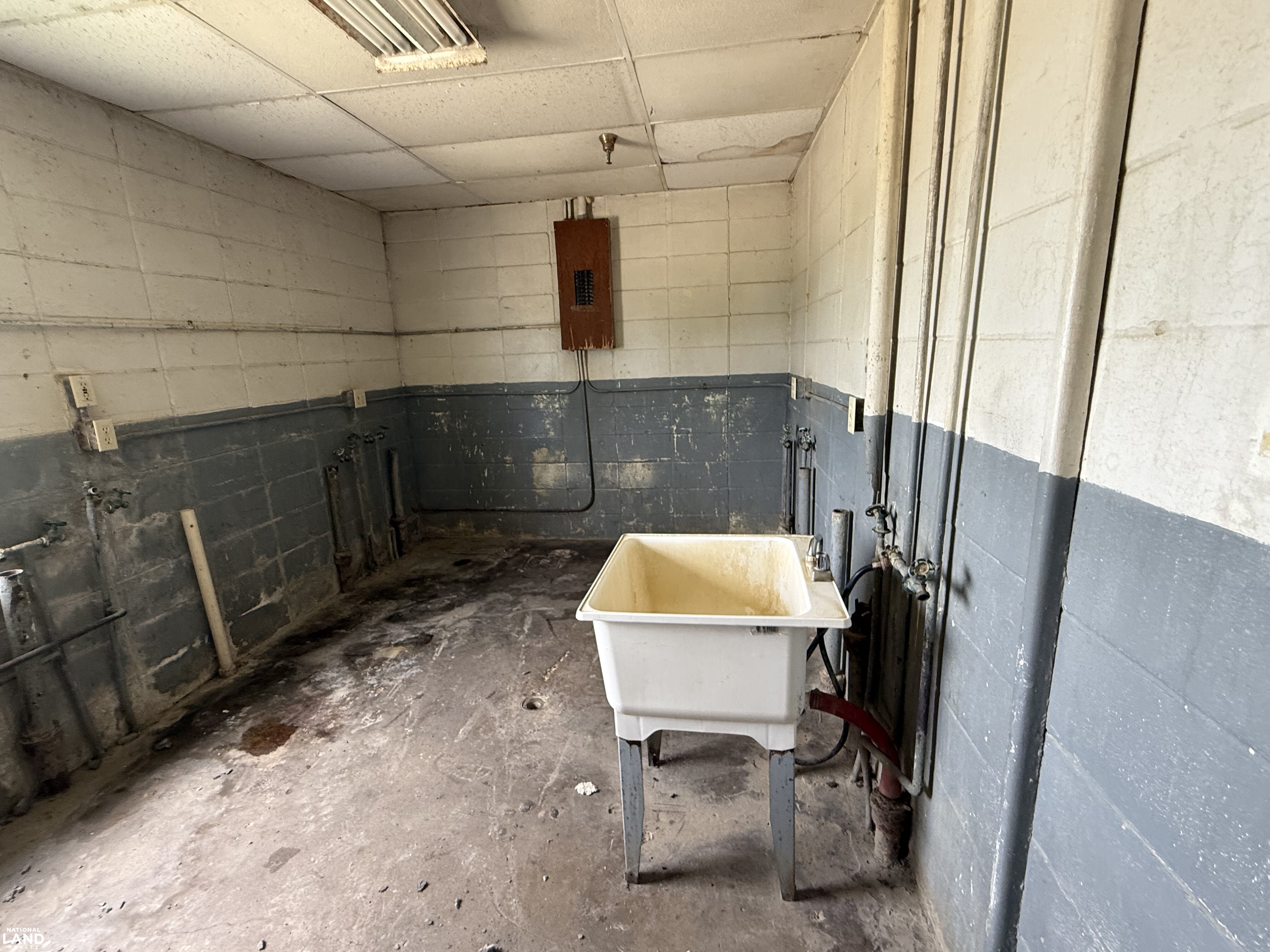 Wash room (21 of 42)