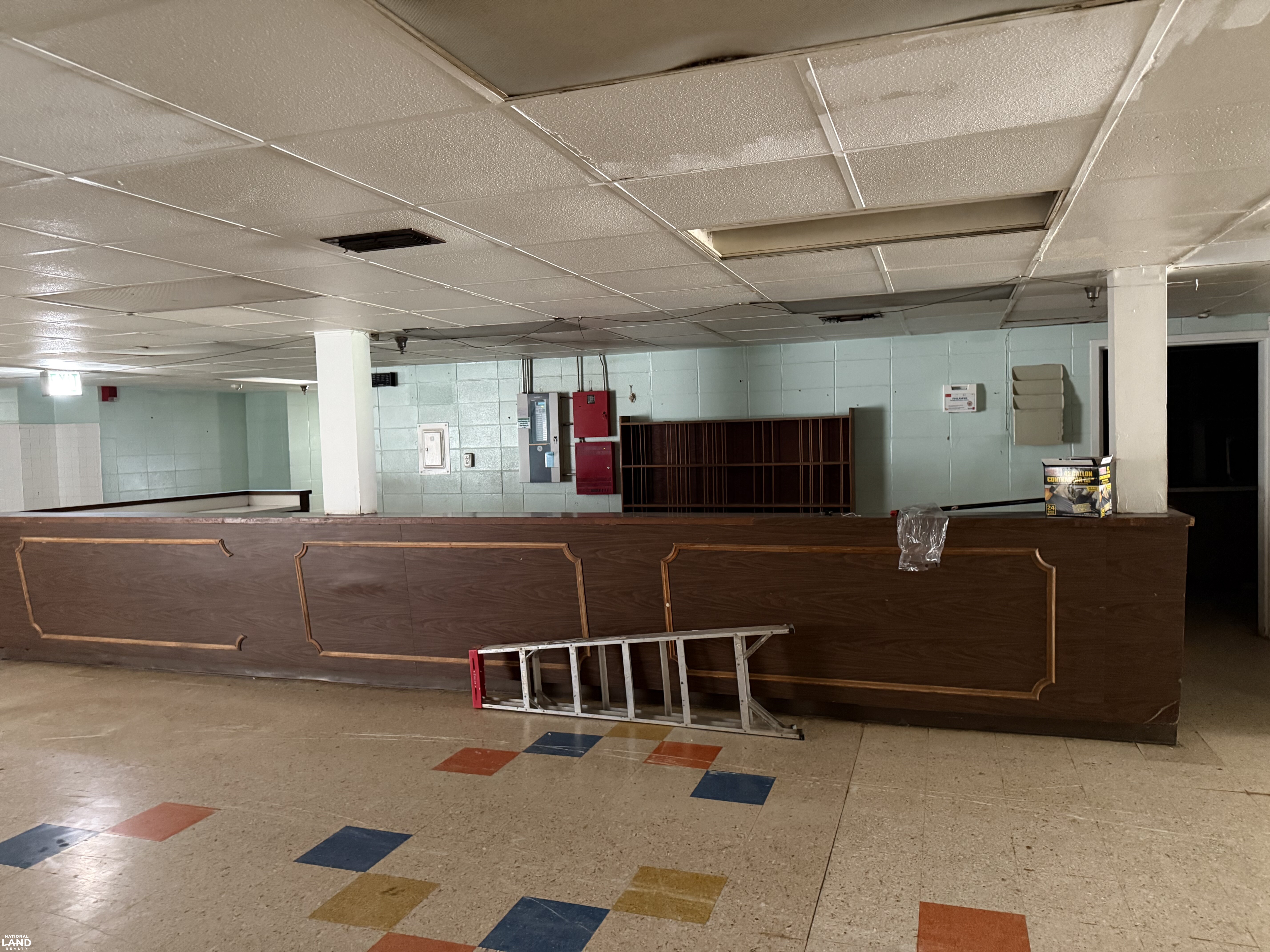 Reception area (23 of 42)