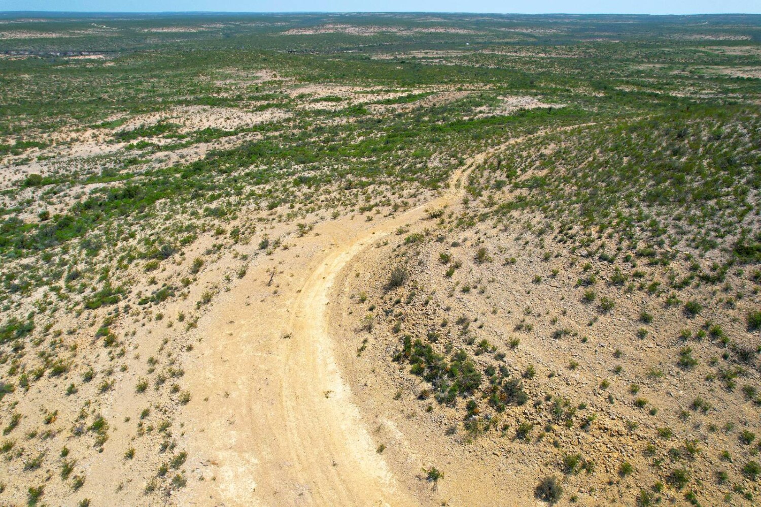 Land for Sale in Val Verde County, TX (18 of 34)