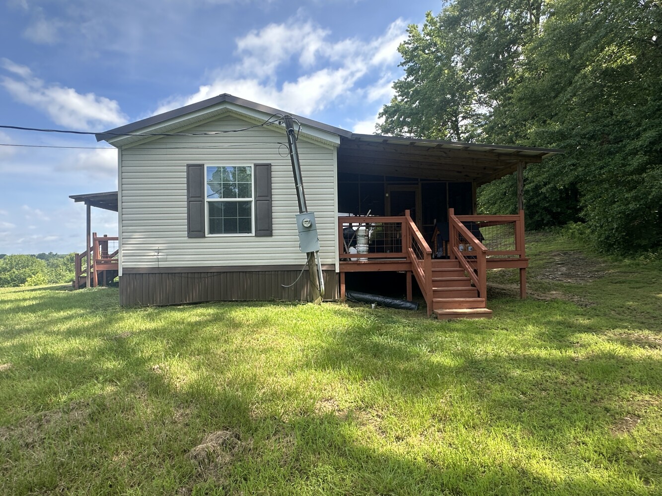 Baldwyn Home & 2+/- Acres in Lee County, MS (22 of 38)