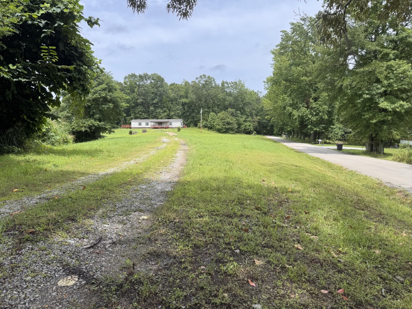 Baldwyn Home & 2+/- Acres in Lee County, MS (34 of 38)