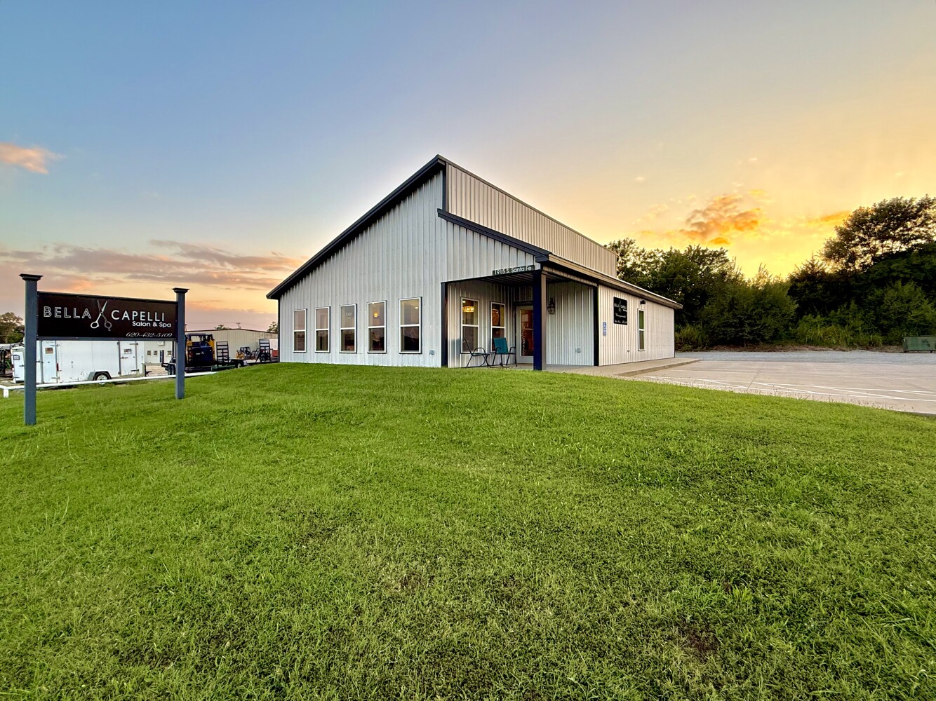 1915 S Santa Fe Ave, Chanute, KS, 66720