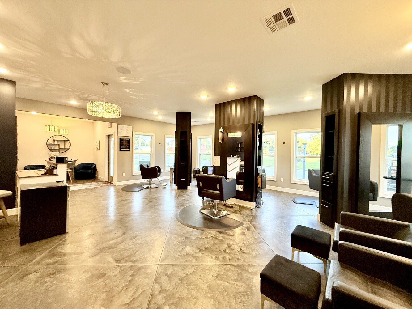 1915 S Santa Fe Ave, Chanute, KS, 66720