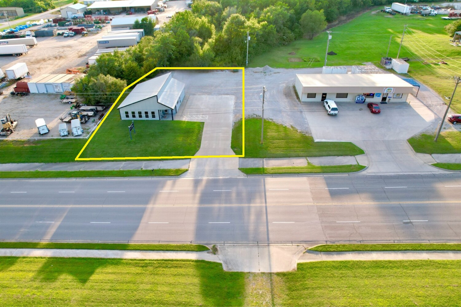 1915 S Santa Fe Ave, Chanute, KS, 66720