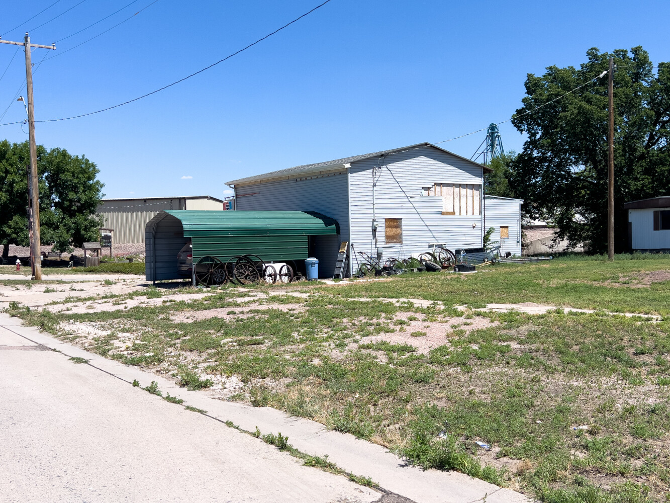 Photo 4 of 12 of commercial property listing at 301 Main St, Crawford, NE 69339