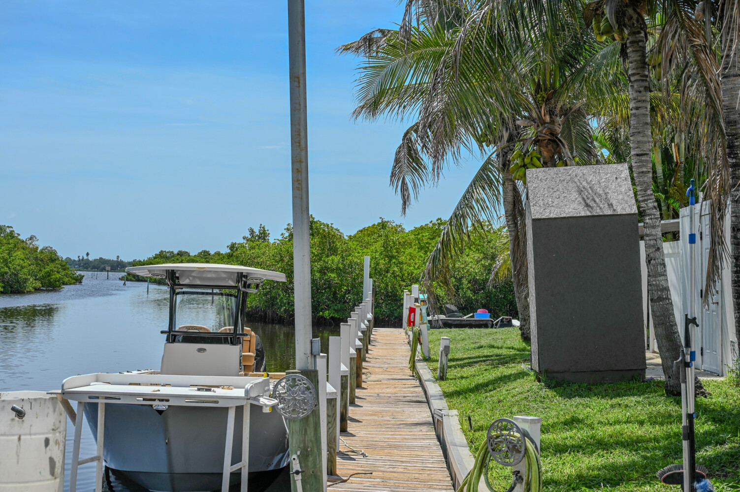 6817 Bayshore Road, Palmetto, FL 34221