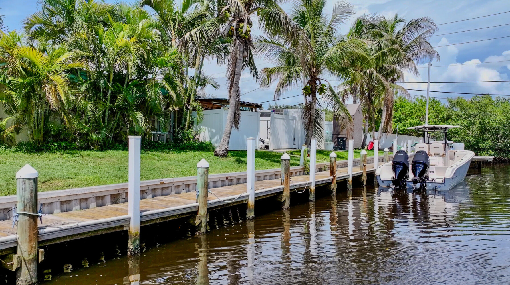6817 Bayshore Road, Palmetto, FL 34221