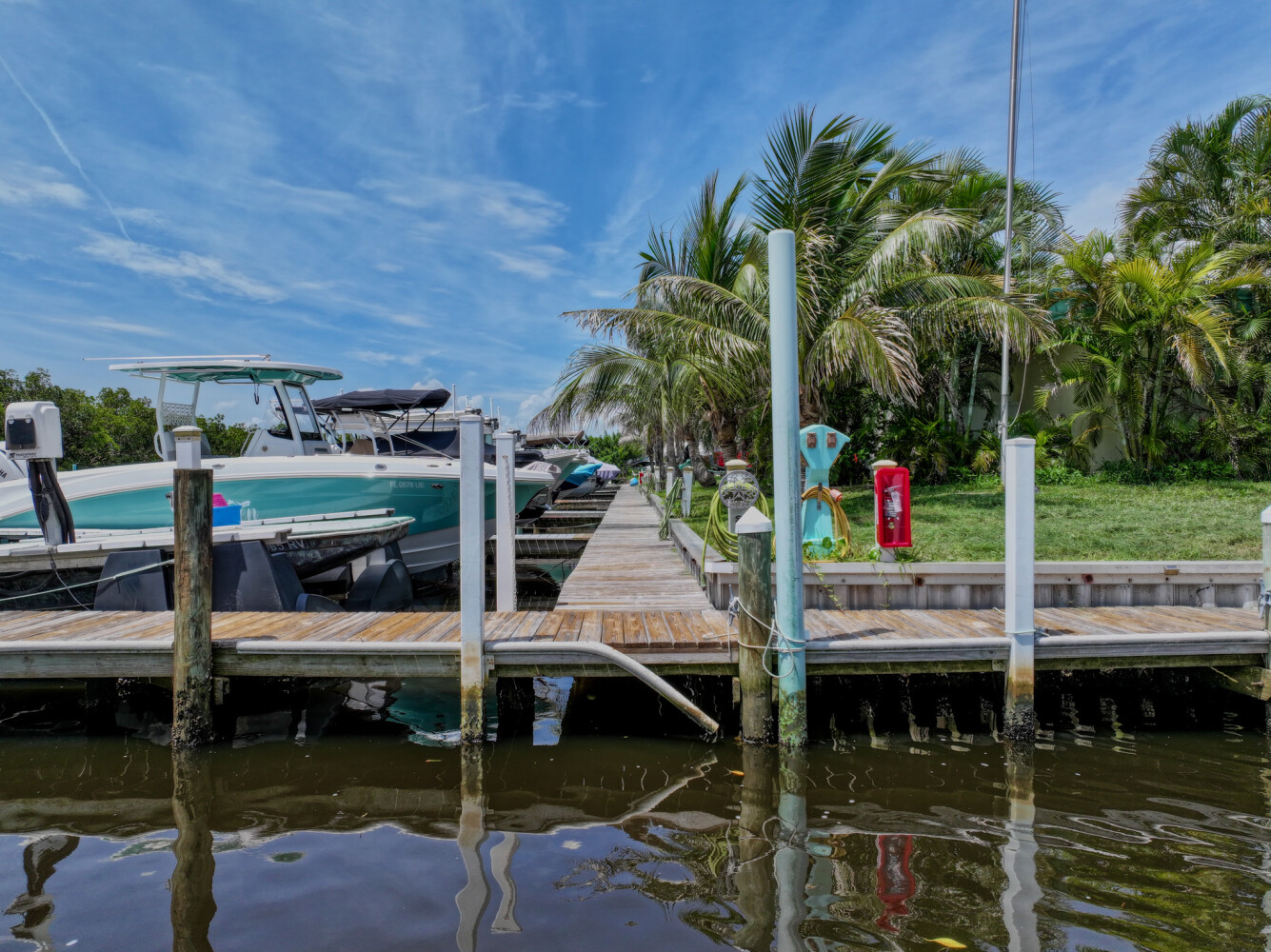 6817 Bayshore Road, Palmetto, FL 34221