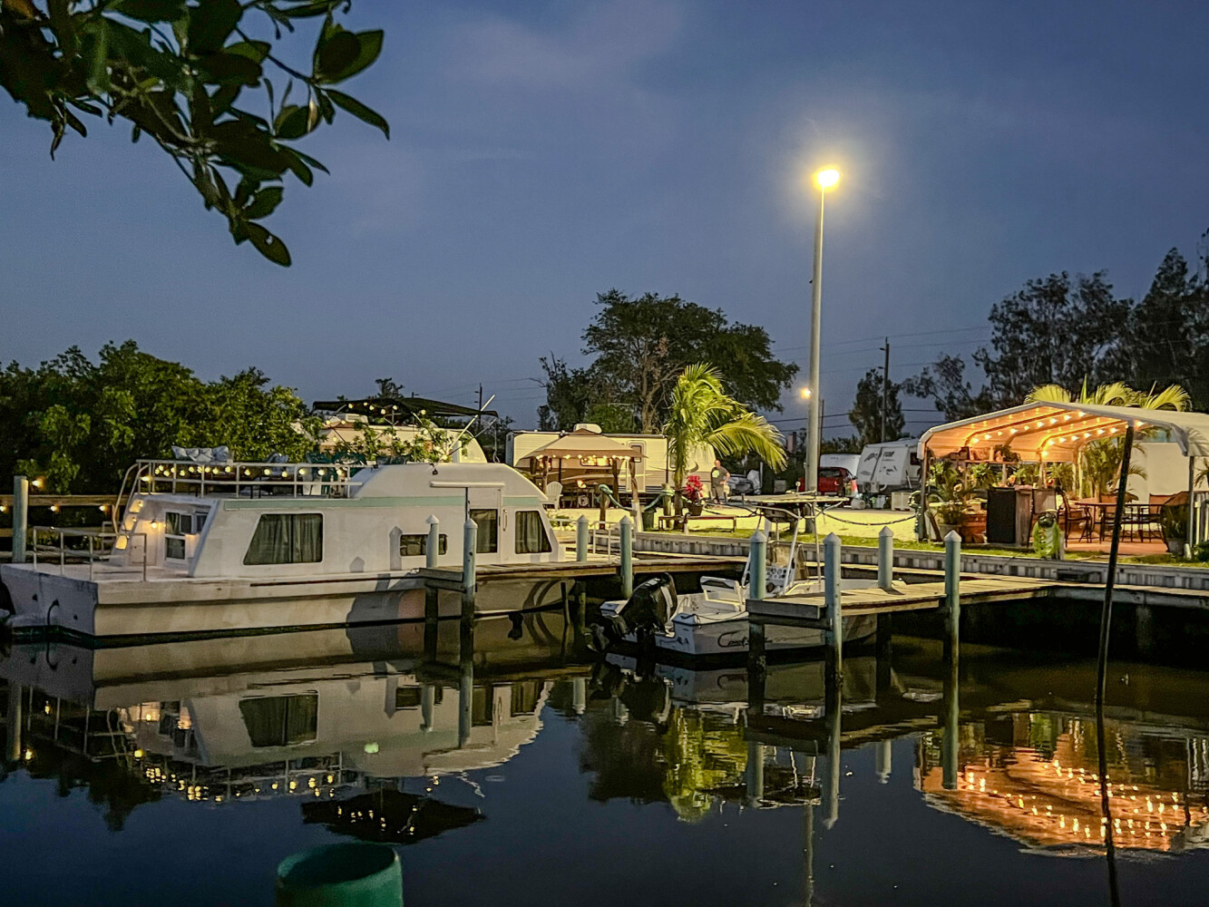 6817 Bayshore Road, Palmetto, FL 34221