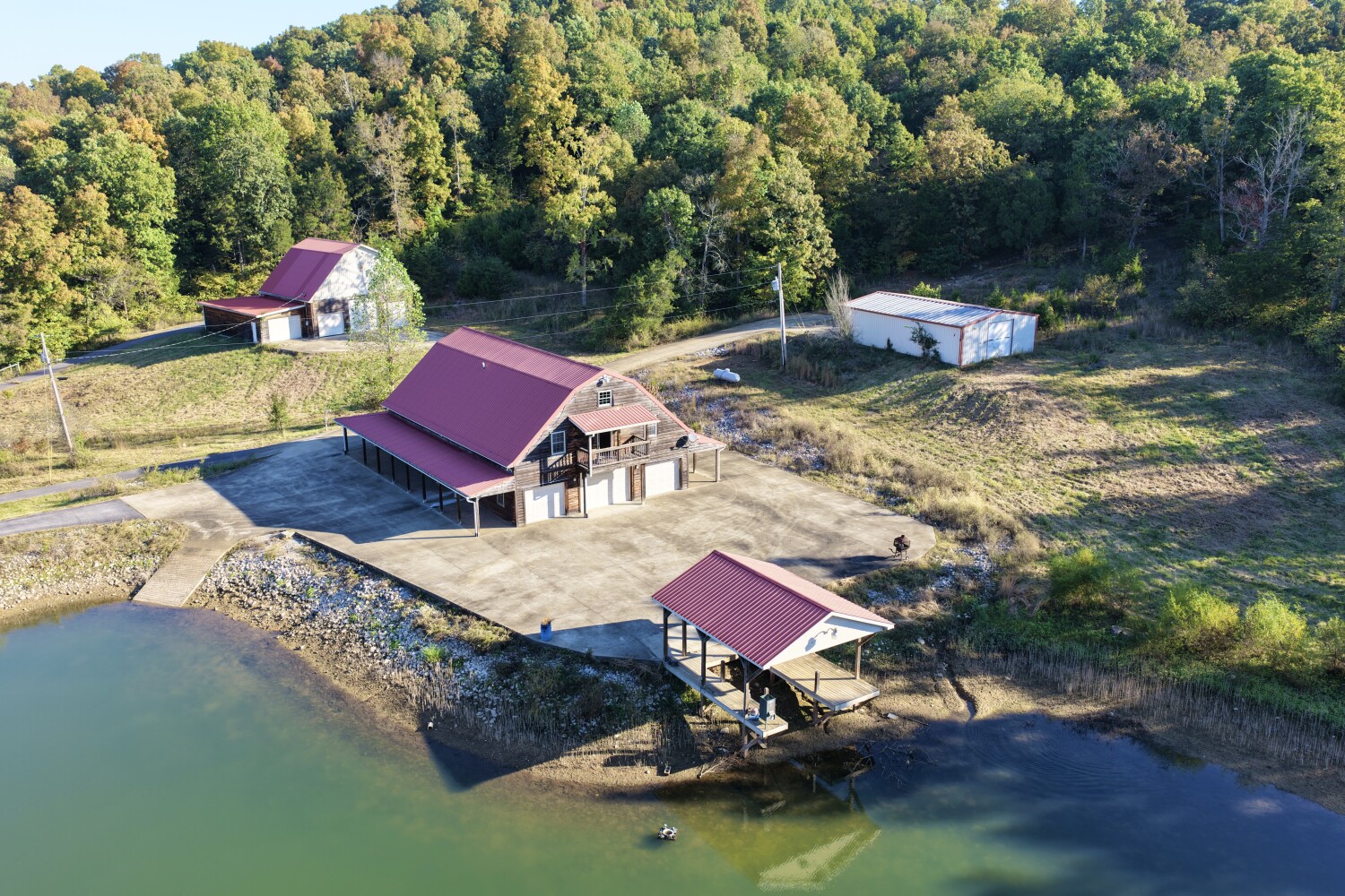 1178 Cave Hill Road