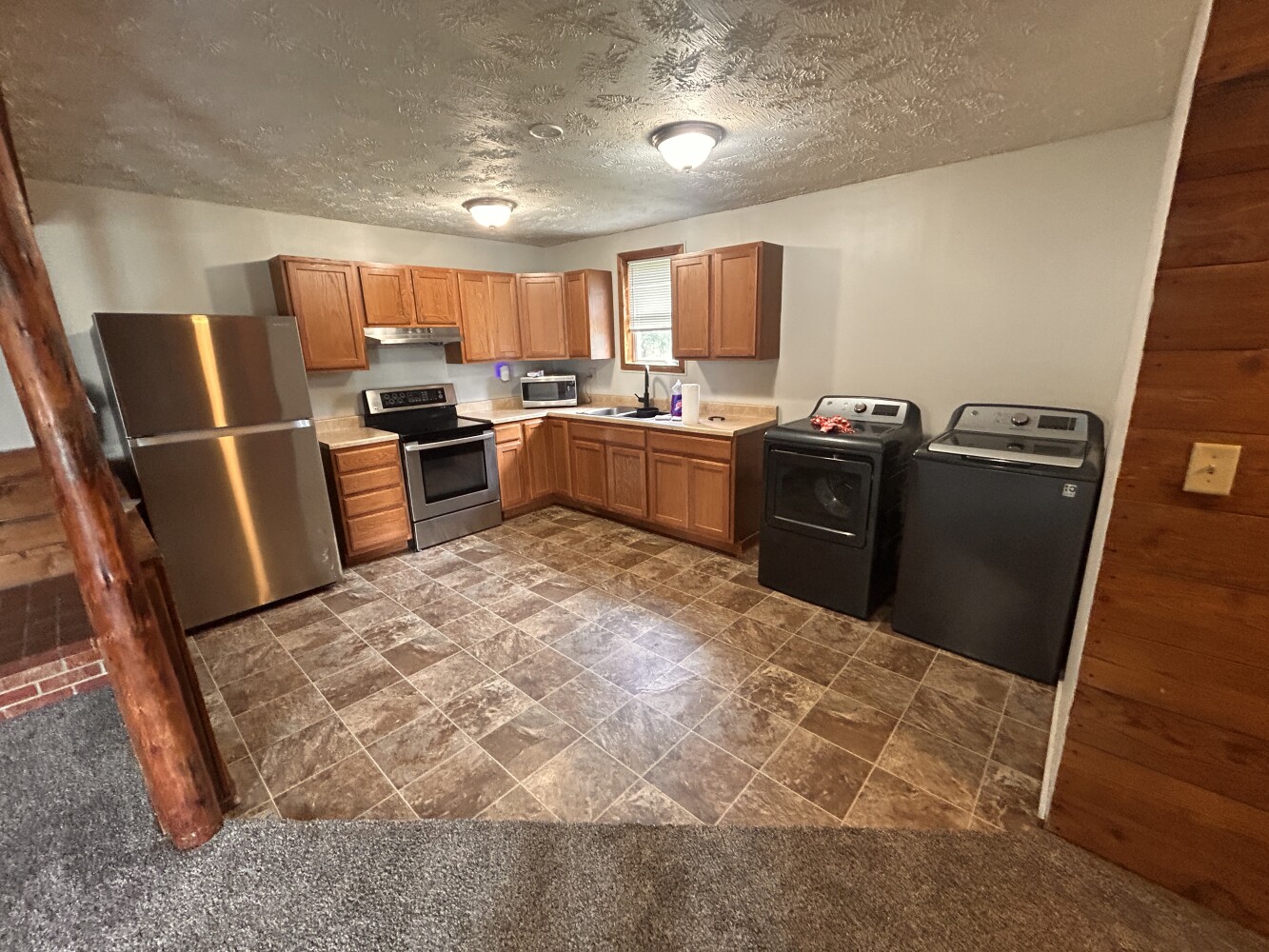 Photo 13 of 50 of home listing at 2311 W VAN DORN ST, Lincoln, NE 68522
