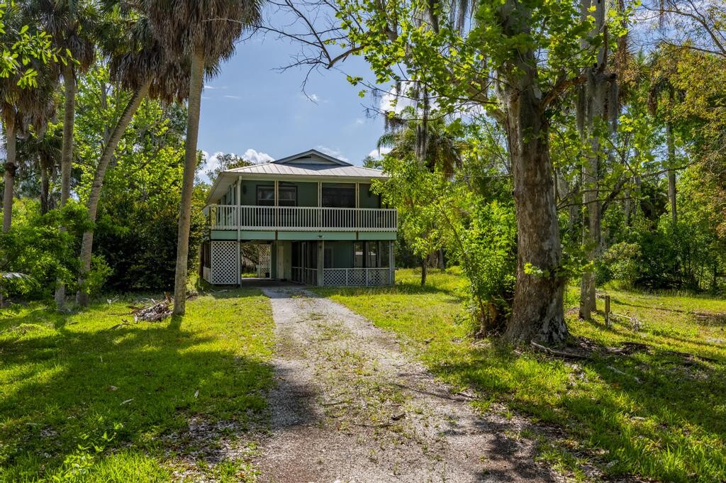 7076 Maida Ln, Fort Myers, FL 33907