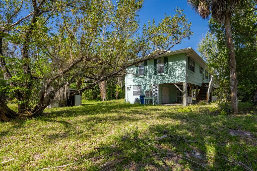 7076 Maida Ln, Fort Myers, FL 33907