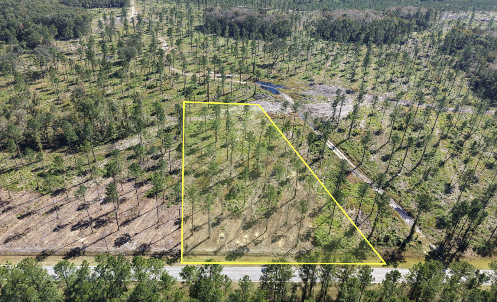 Photo 1 of 25 of land for sale at 0 Old CCC Road #Lot 5, Brunswick, GA 31523